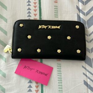 Betsey Johnson wallet